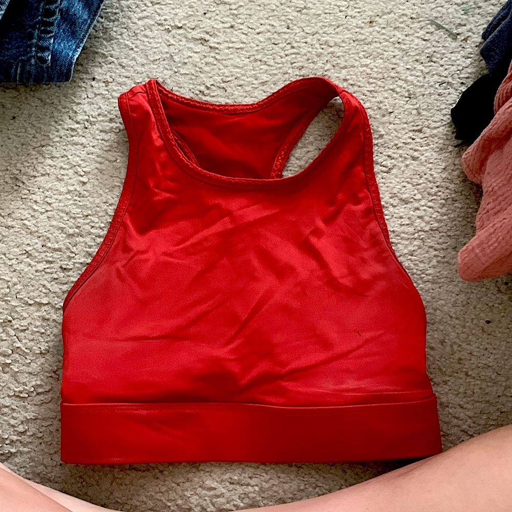 FABLETICS red sports bra